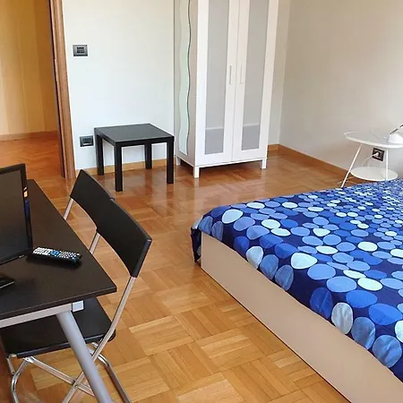 Center Town Bed and Breakfast Μπολόνια
